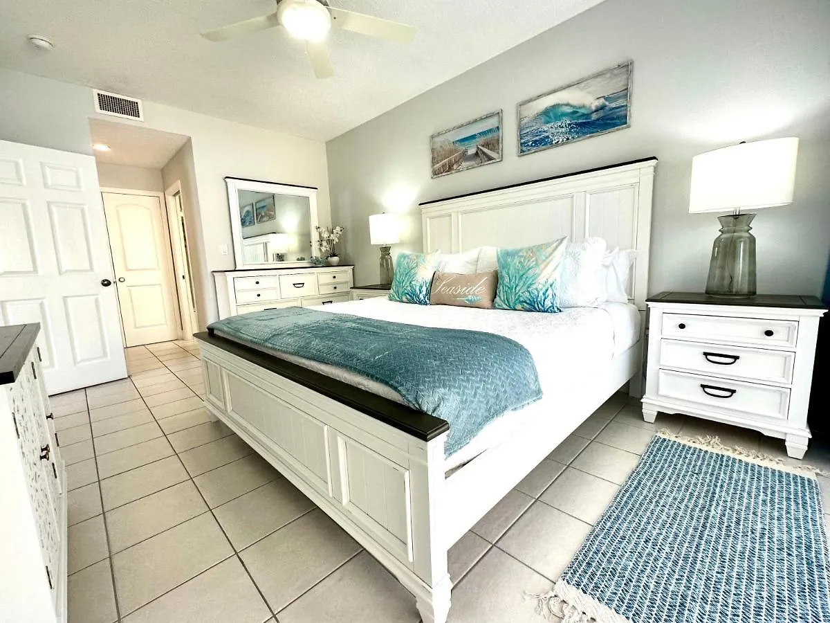 Regal Beach Club #322 George Town 0*,
